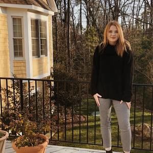 Meet your Posher, Hannah